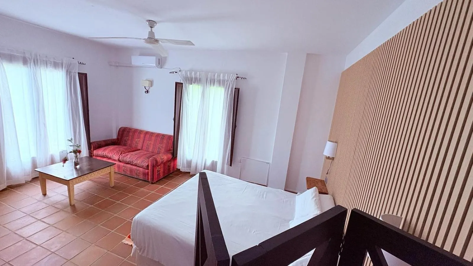 Cerro De Hijar Hotel Tolox 3*,  Spanien