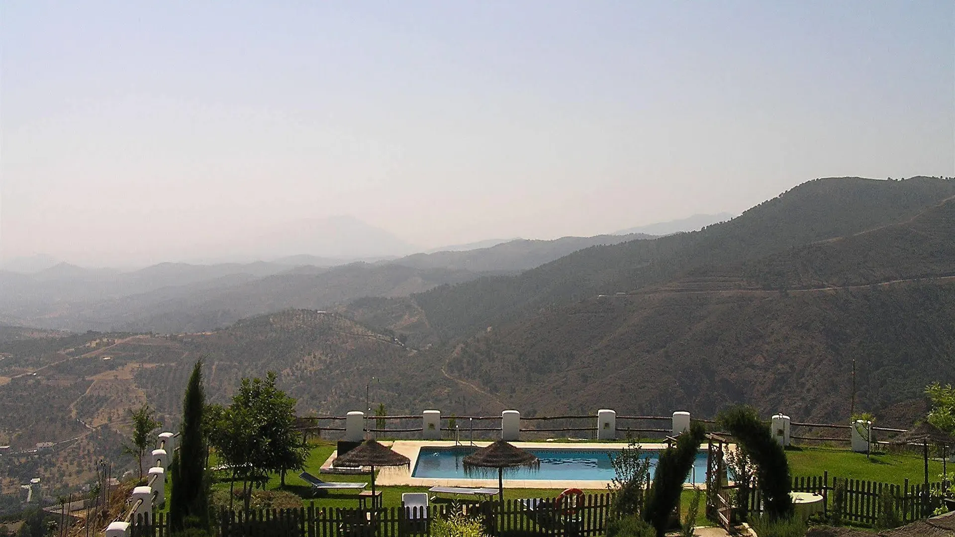 Cerro De Hijar Hotel Tolox 3*,